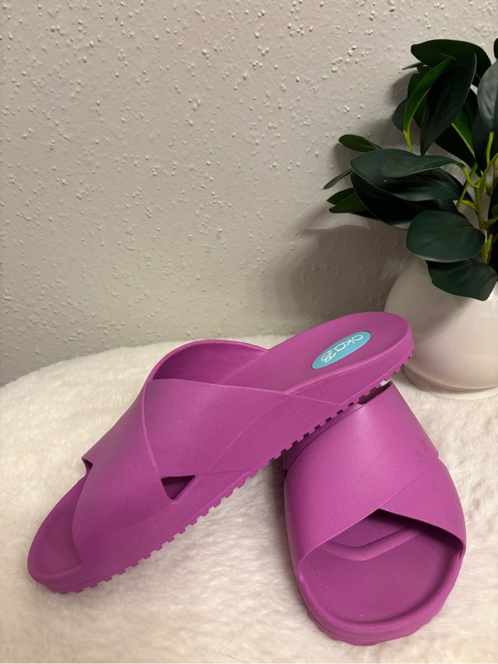 OKA b. Magenta Cross-Band Slide Sandals for Women